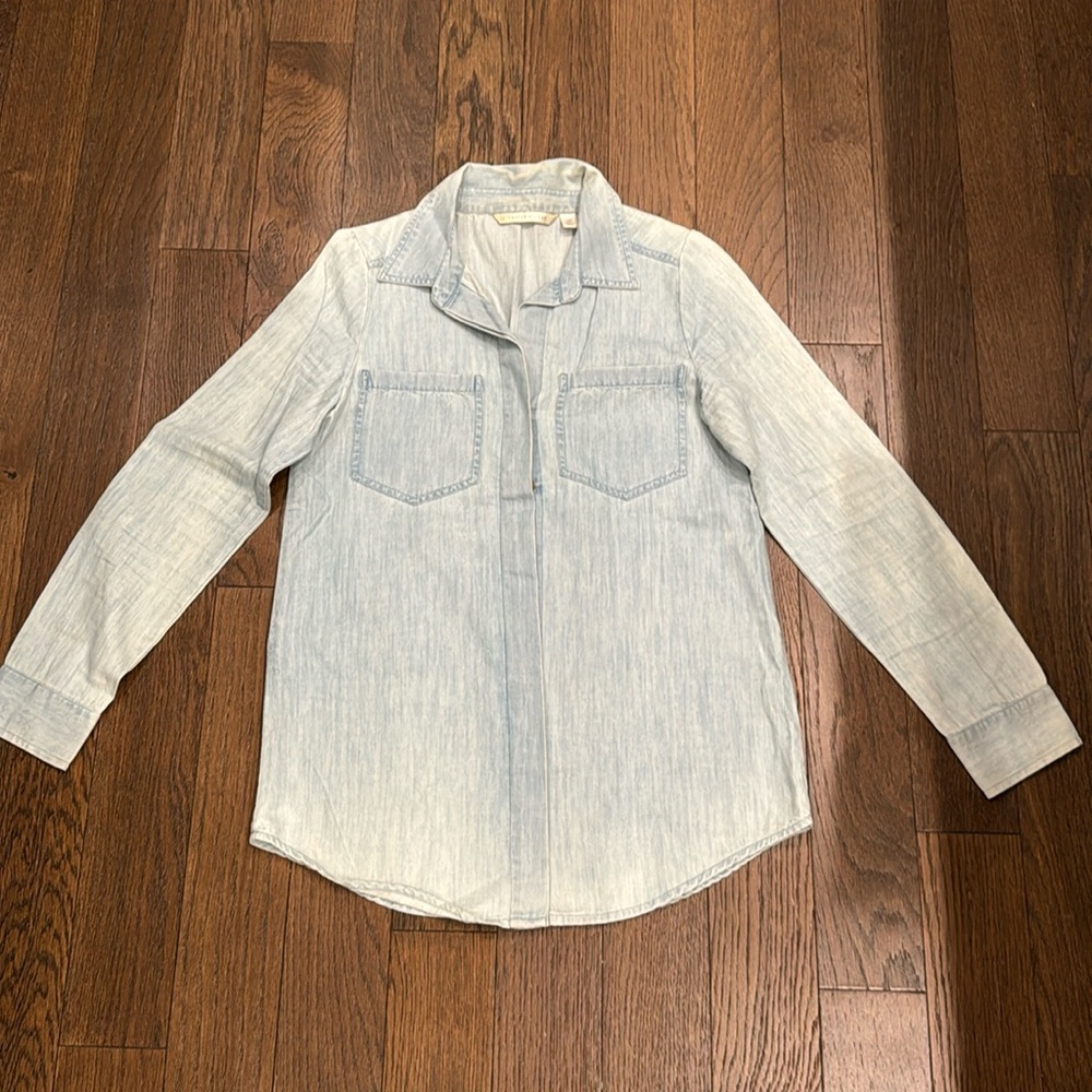 Lauren‎ Conrad denim top